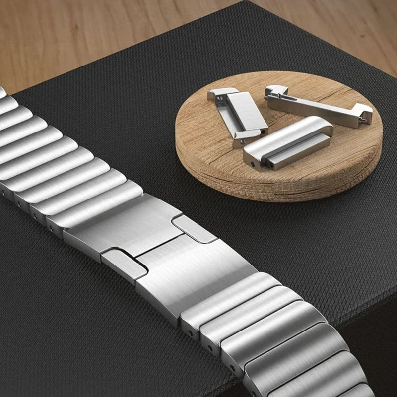 Cinturino in lega di titanio d - Seiko Watches Smartwatch recensione e prezzo