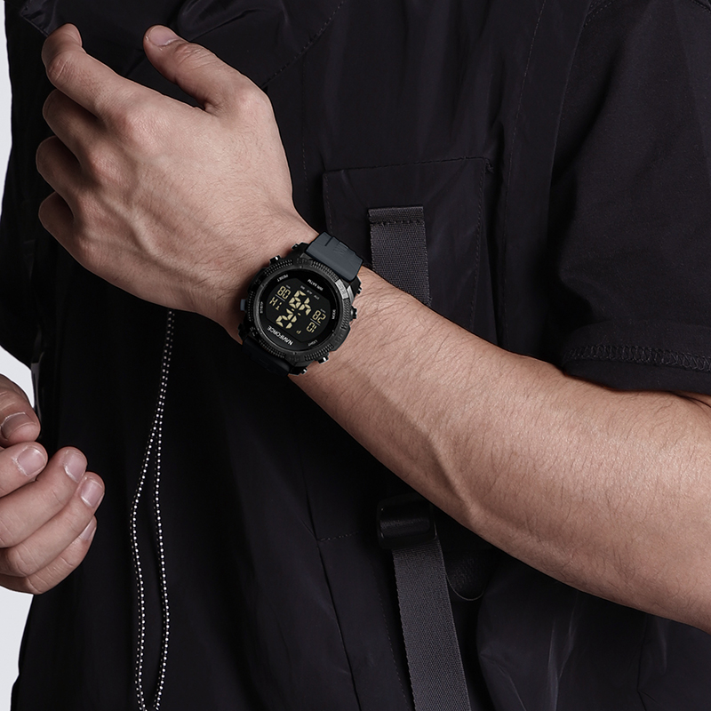 Nuovo Stile NAVIFORCE Orologio - Tide Watch Surf recensione e prezzo